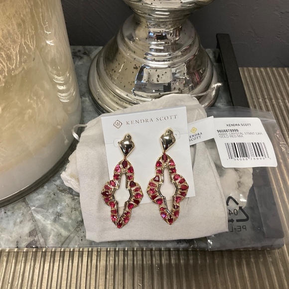 Kendra Scott Abbie Gold Crystal Statement Earrings In Red Mix - Picture 5 of 5